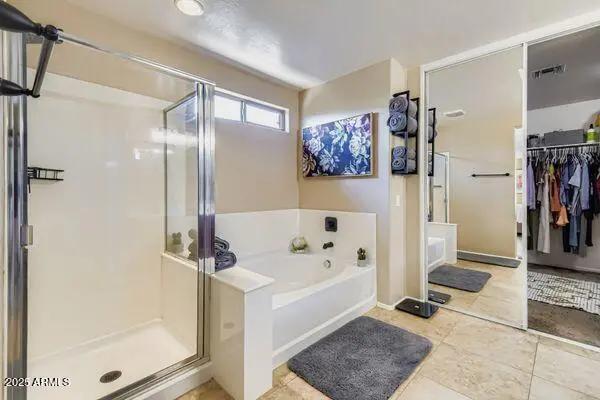 Real Estate Picture 17