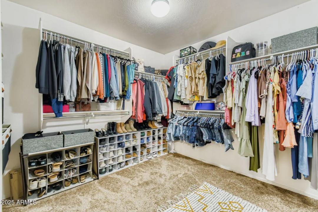 Real Estate Picture 19