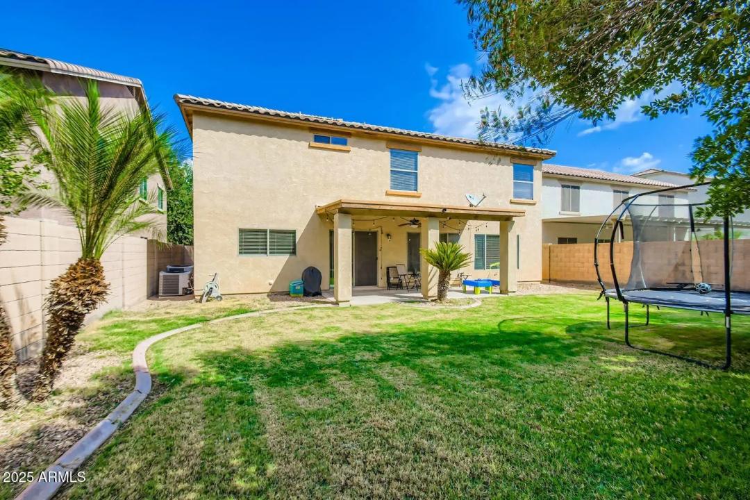 Real Estate Picture 25