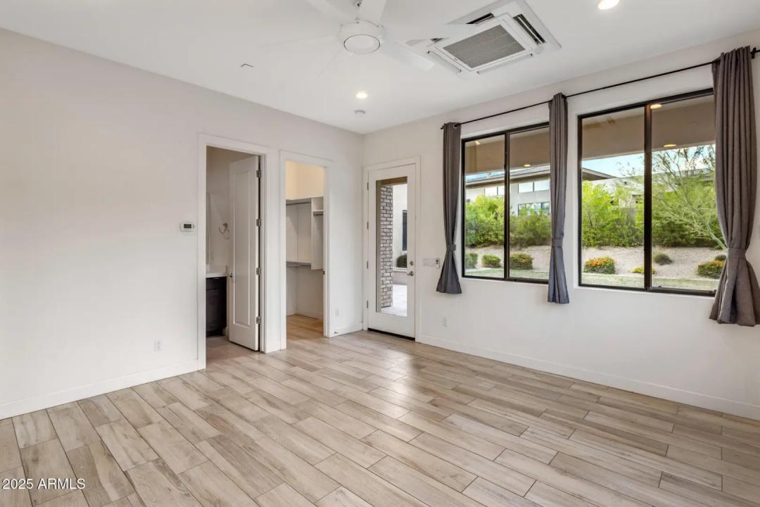 Real Estate Picture 21