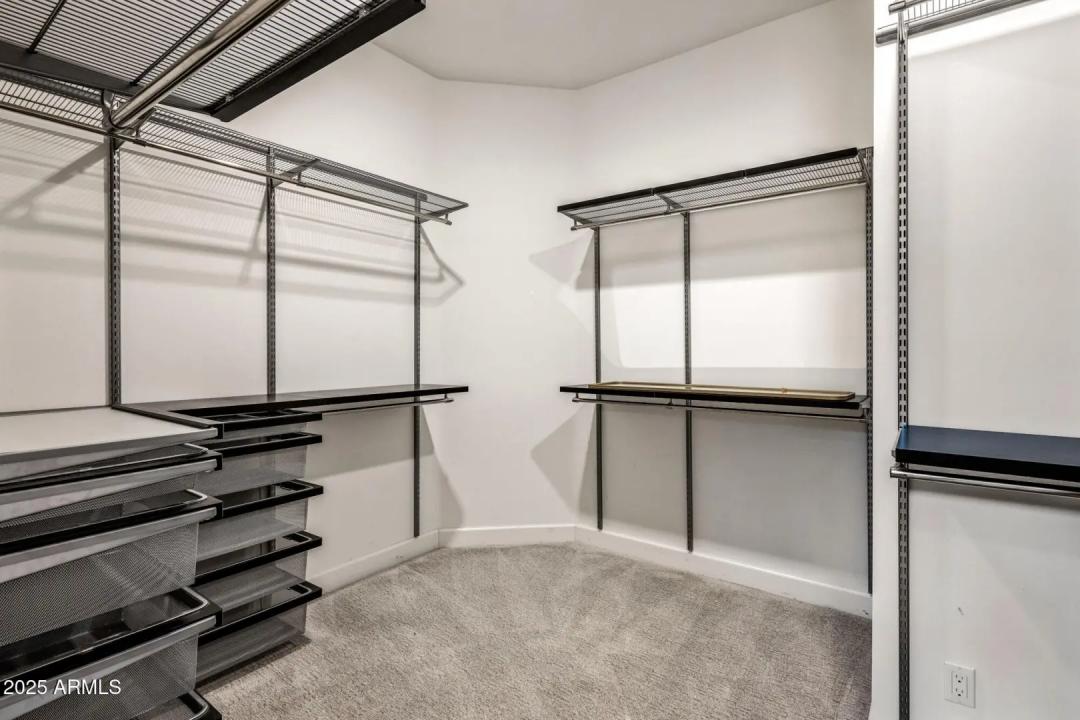 Real Estate Picture 12