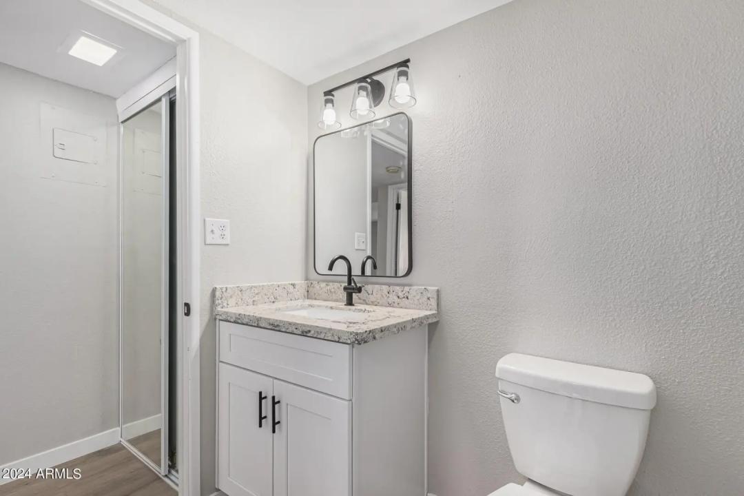 Real Estate Picture 19