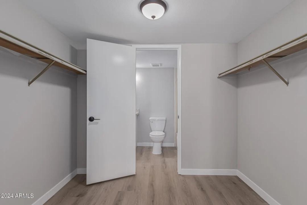 Real Estate Picture 26