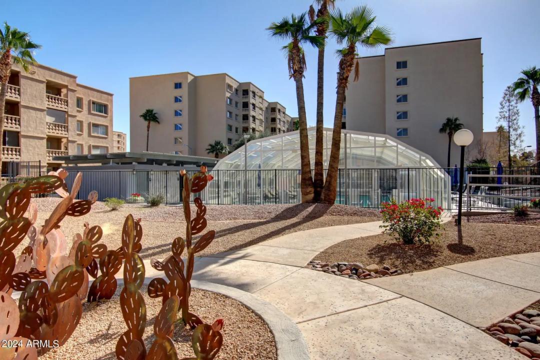 Real Estate Picture 40