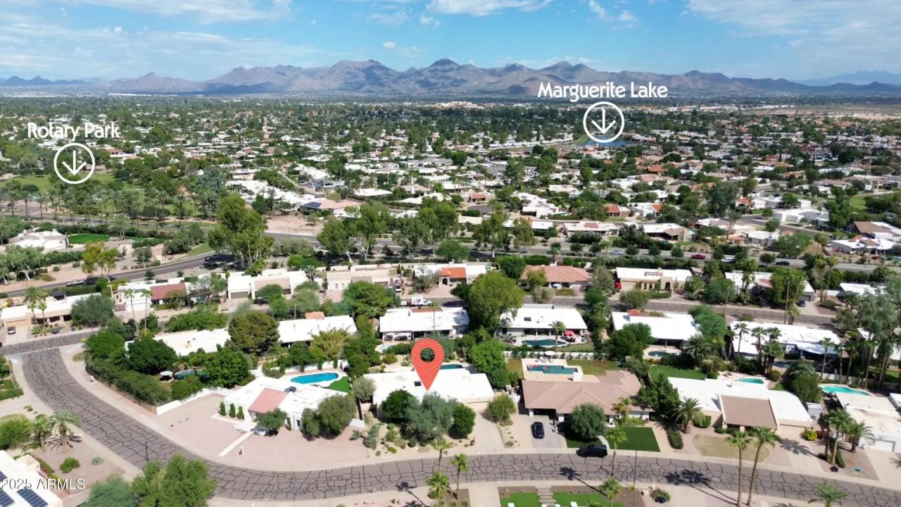 Real Estate Picture 16