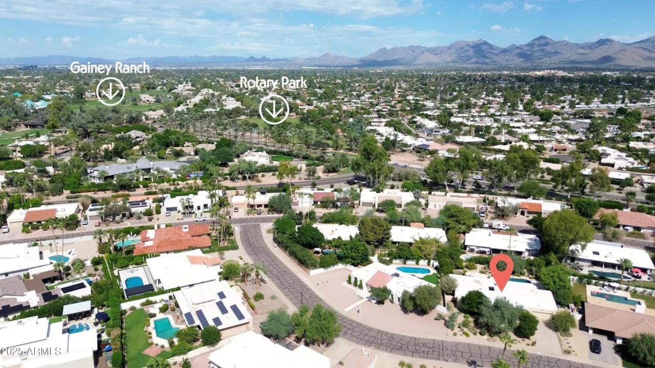 Real Estate Picture 17