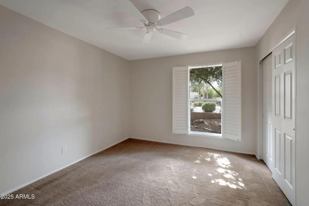 Real Estate Picture 26