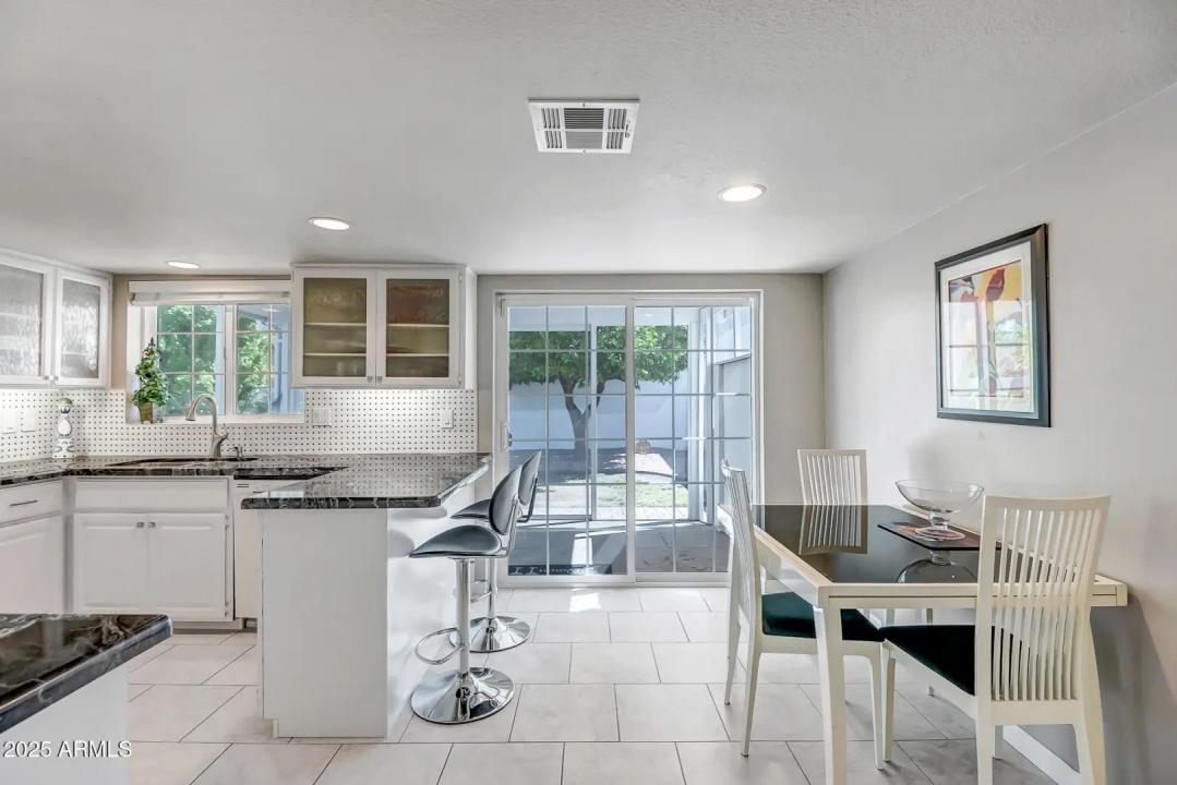 Real Estate Picture 13