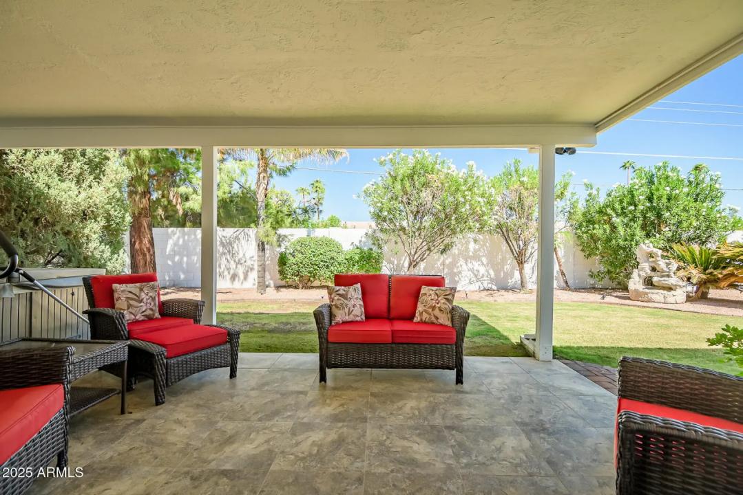 Real Estate Picture 27