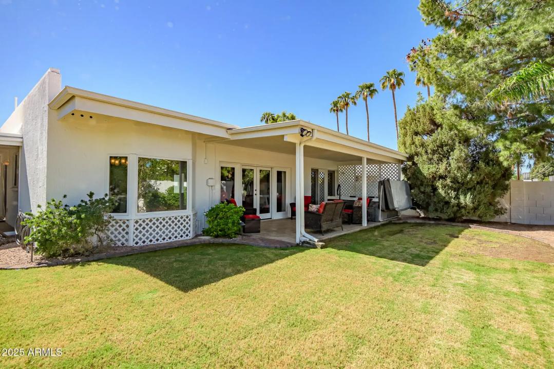 Real Estate Picture 30