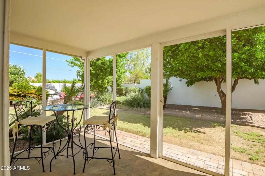 Real Estate Picture 15