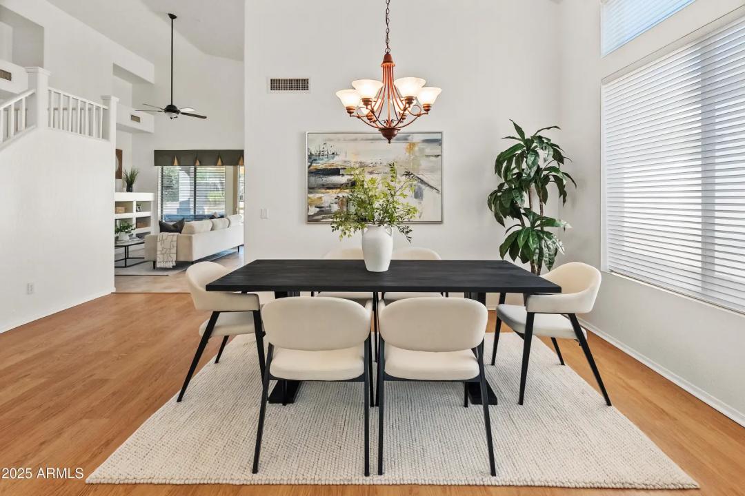 Real Estate Picture 19