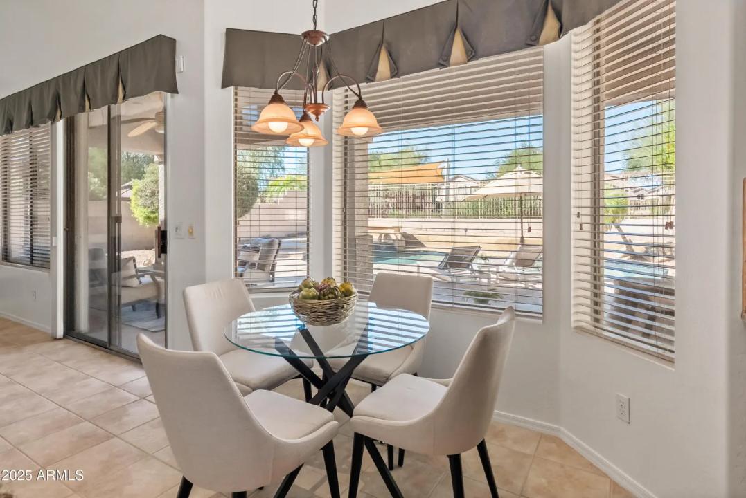 Real Estate Picture 10