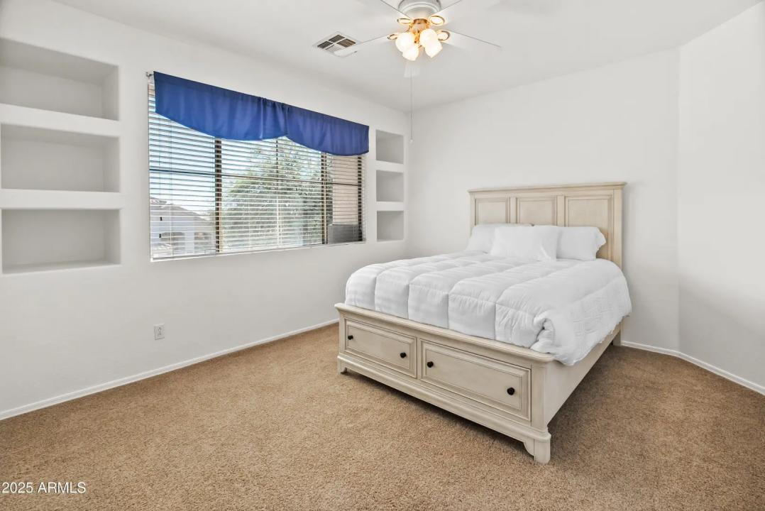 Real Estate Picture 29