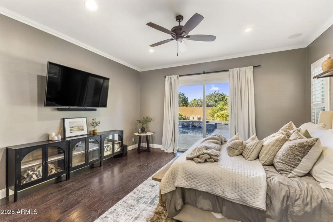 Real Estate Picture 17