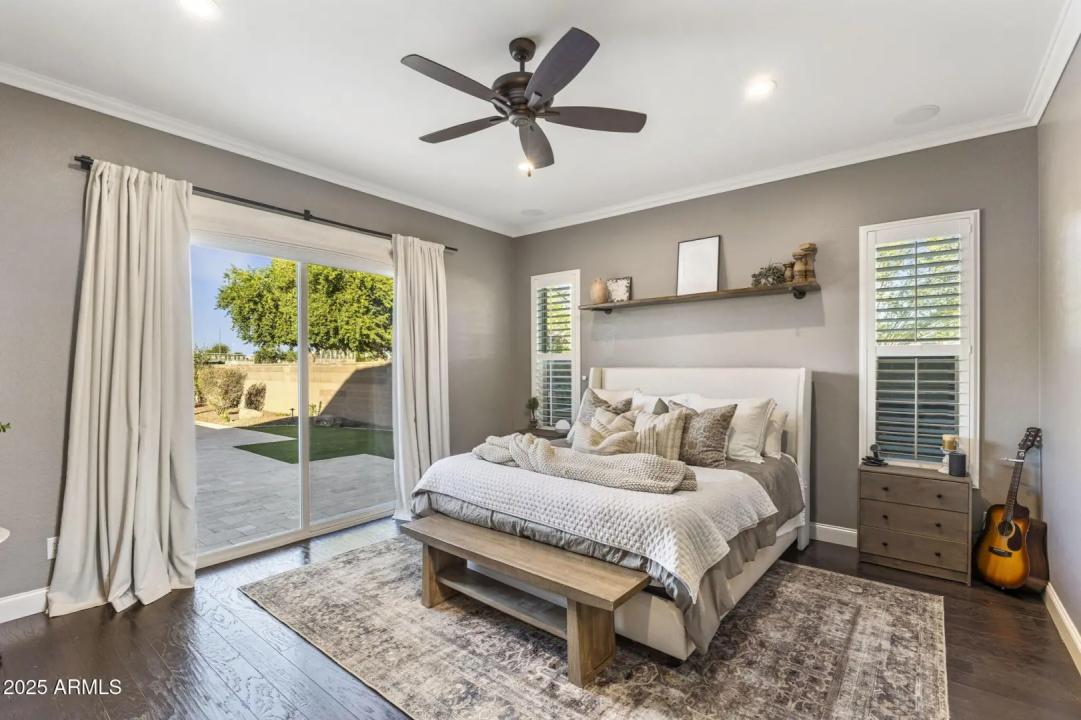 Real Estate Picture 18