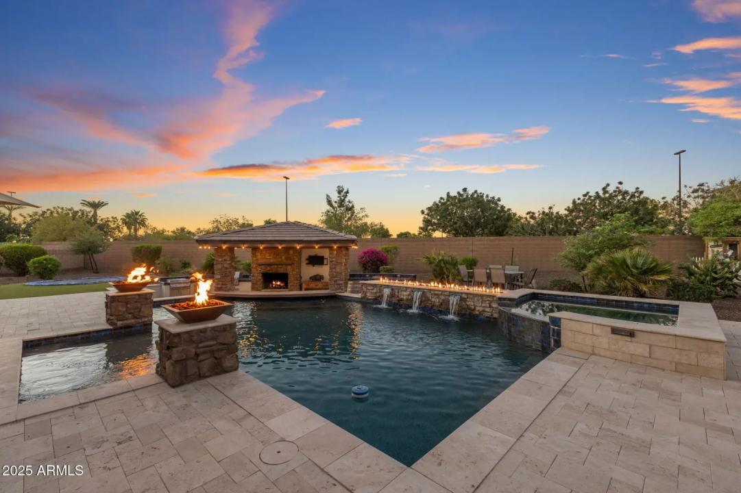 Real Estate Picture 1
