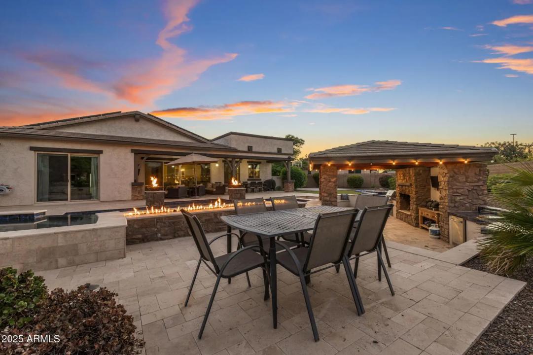 Real Estate Picture 32
