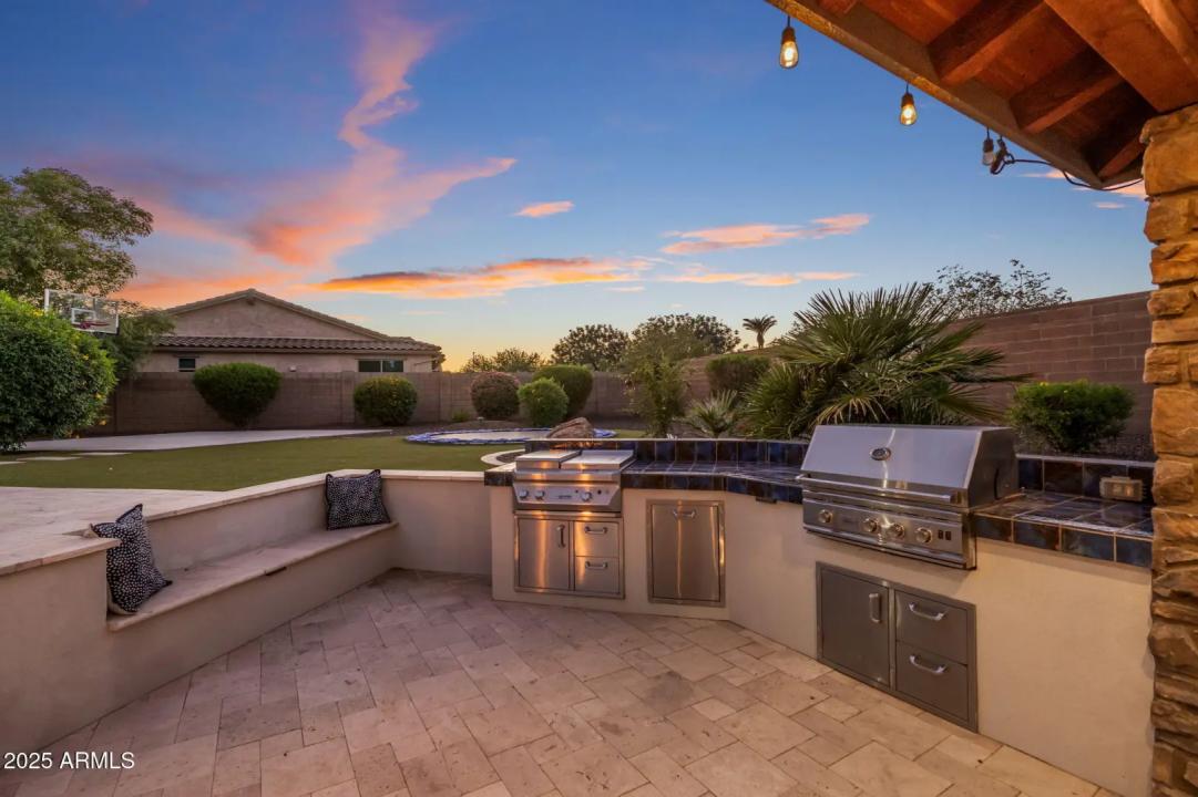 Real Estate Picture 35