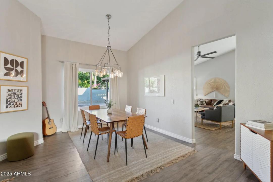 Real Estate Picture 10