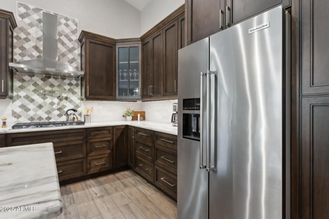 Real Estate Picture 20