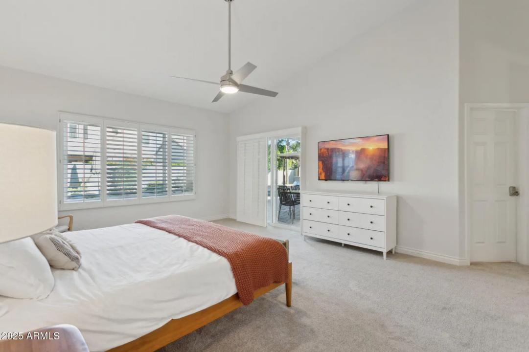 Real Estate Picture 24