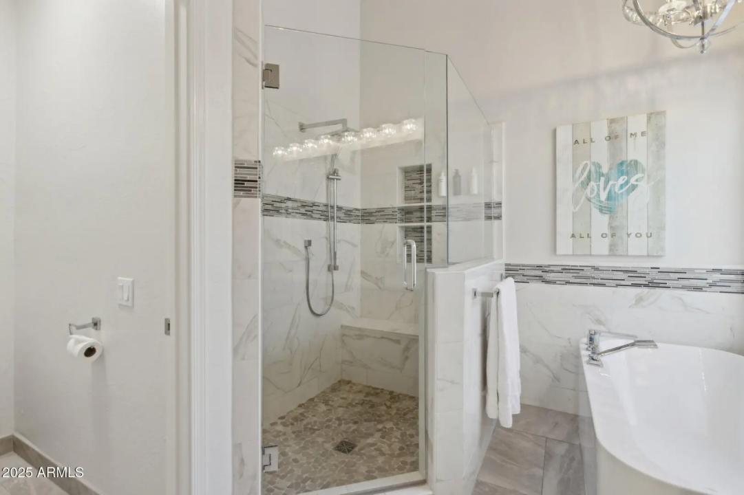 Real Estate Picture 27