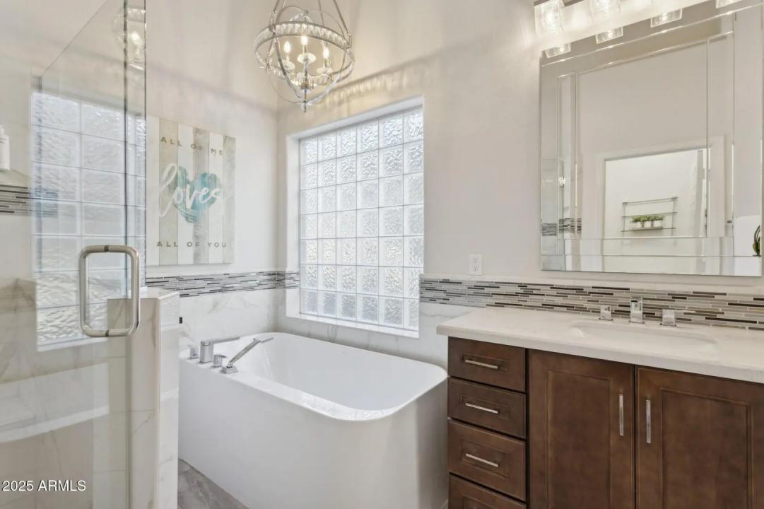 Real Estate Picture 29