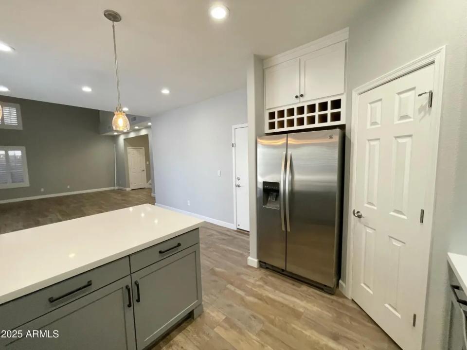Real Estate Picture 12