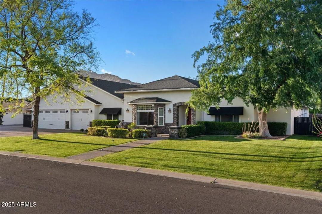 Real Estate Picture 9