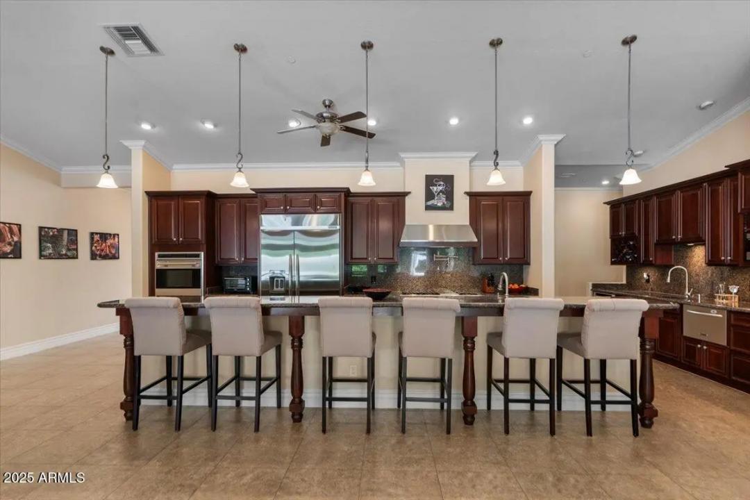Real Estate Picture 19
