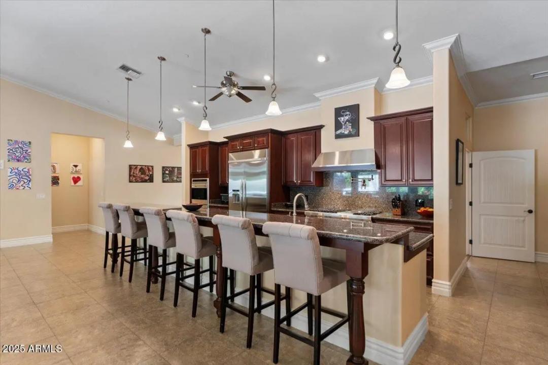 Real Estate Picture 20