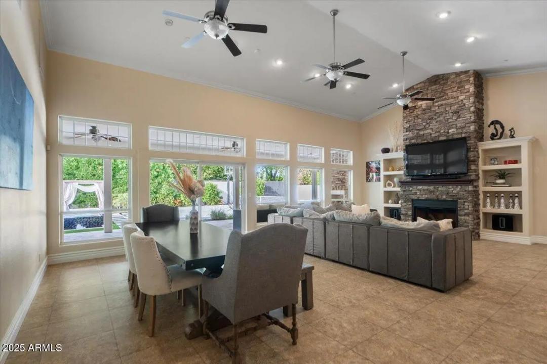 Real Estate Picture 28