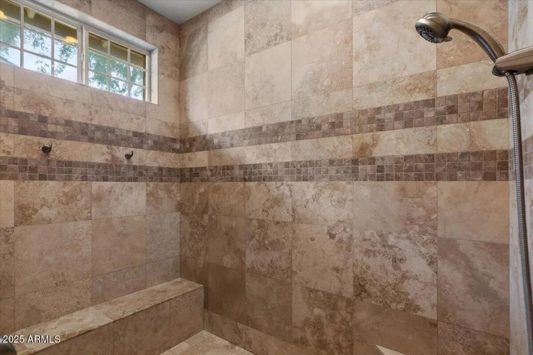 Real Estate Picture 34