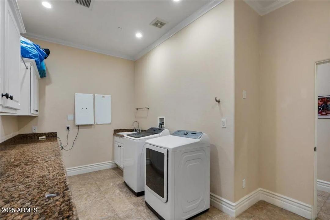 Real Estate Picture 43