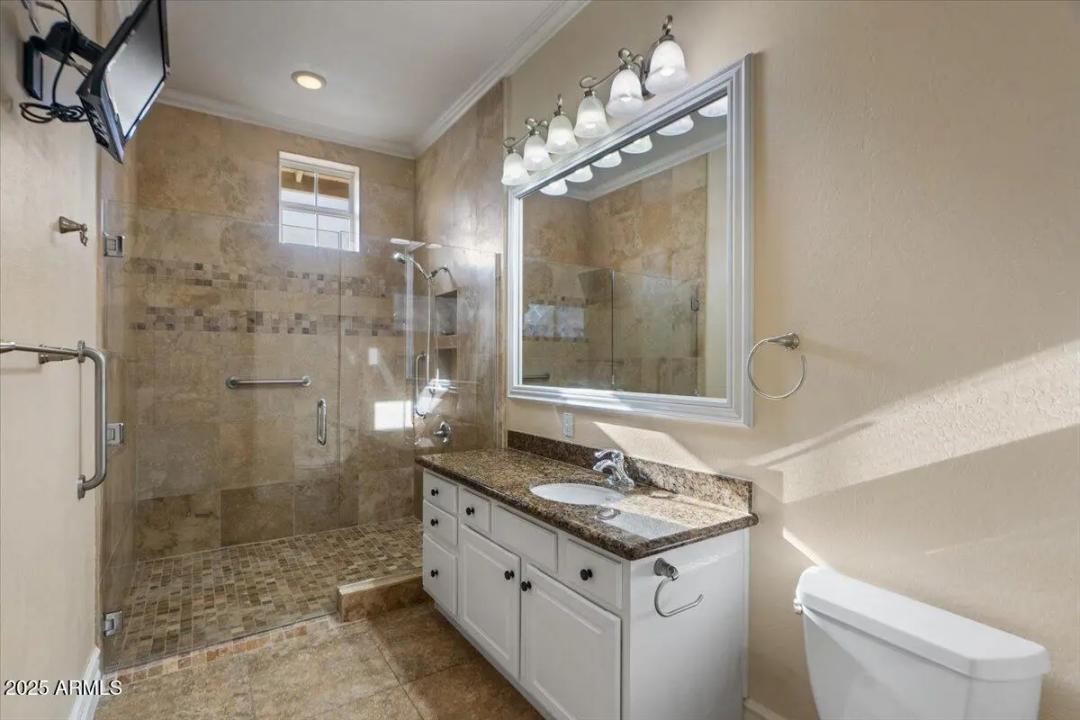 Real Estate Picture 52