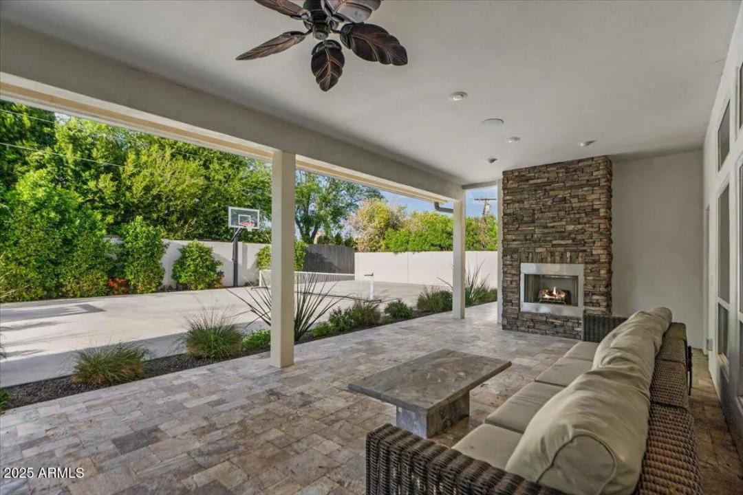 Real Estate Picture 55