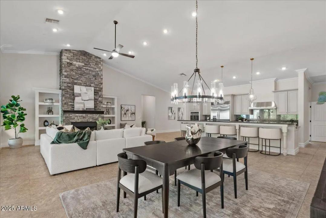 Real Estate Picture 25