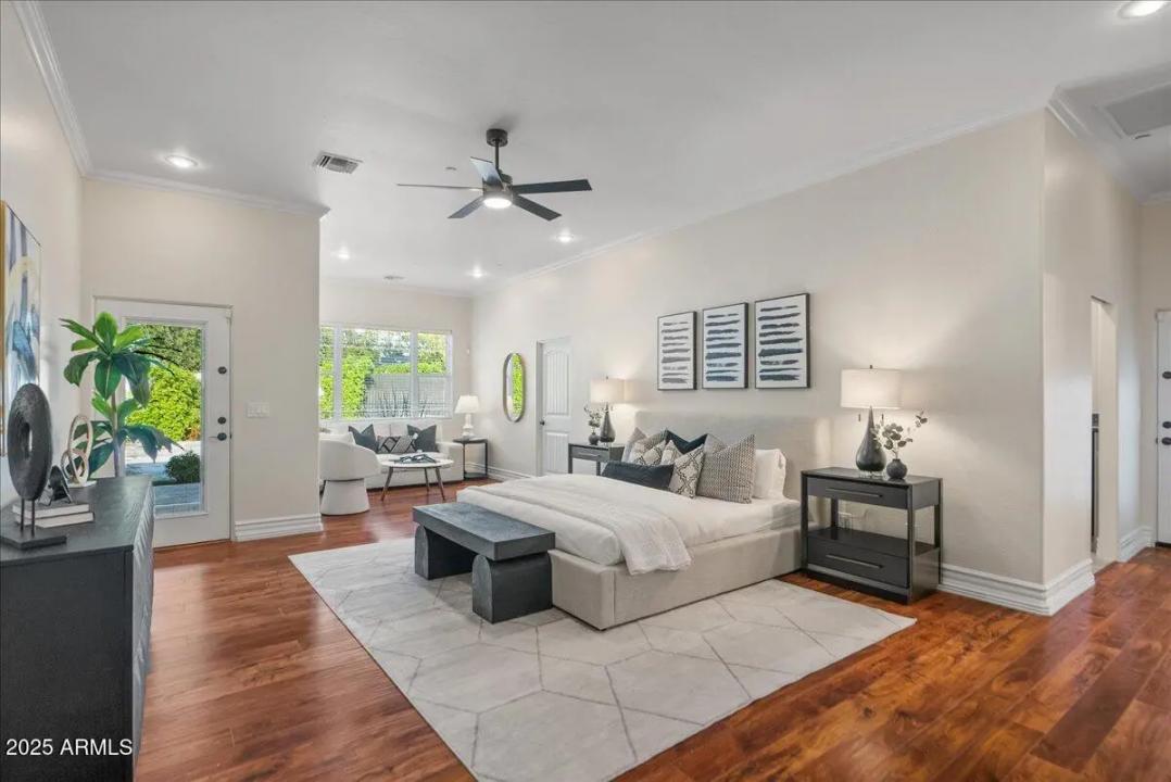 Real Estate Picture 5