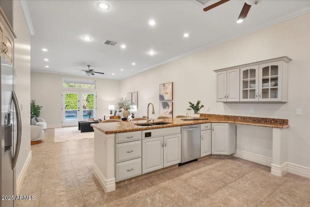 Real Estate Picture 53