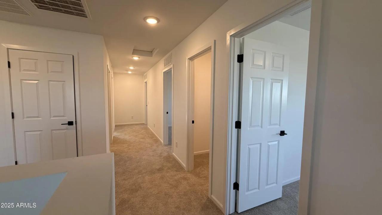 Real Estate Picture 15