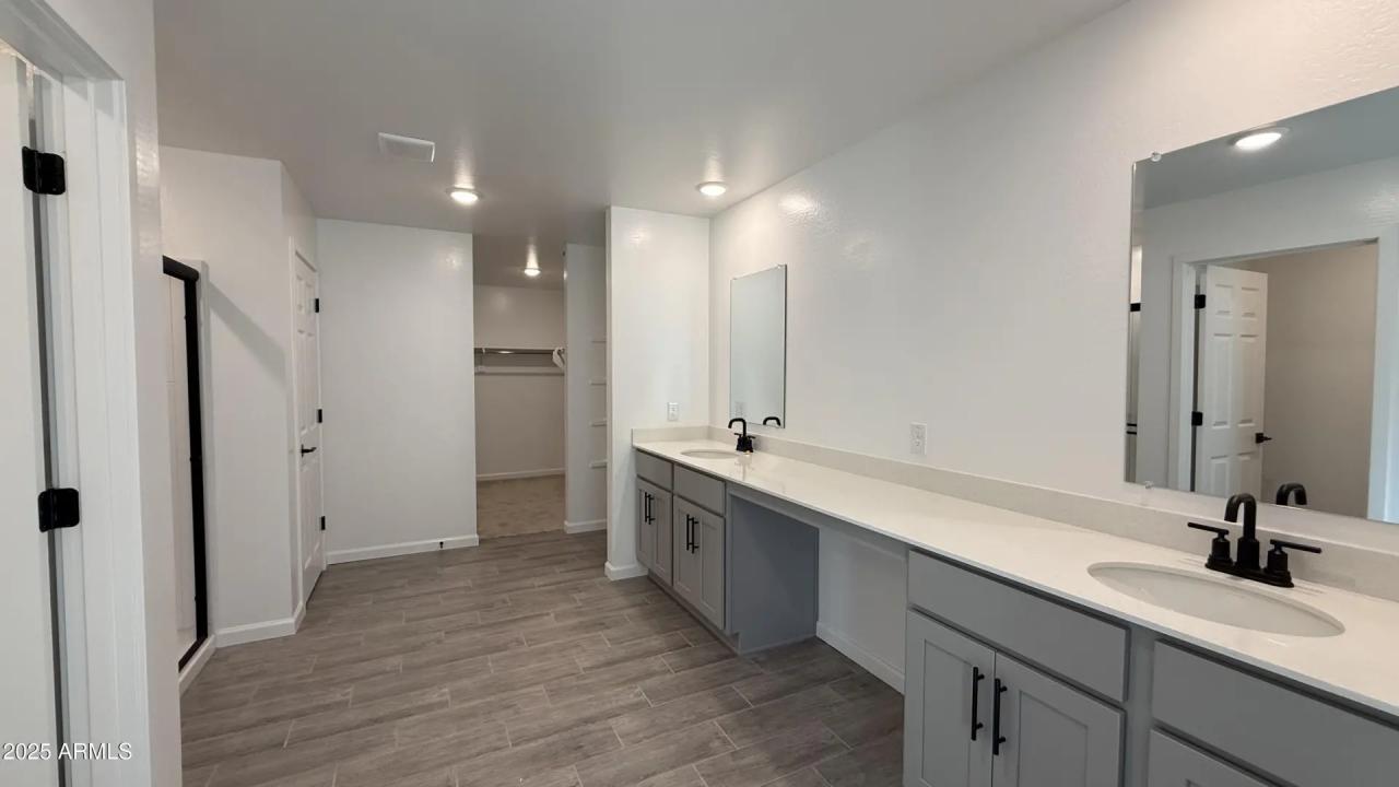 Real Estate Picture 31