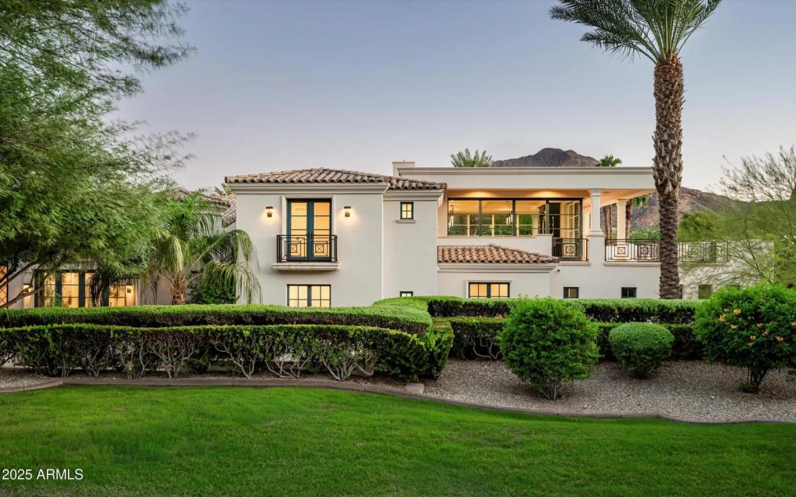 Real Estate Picture 3