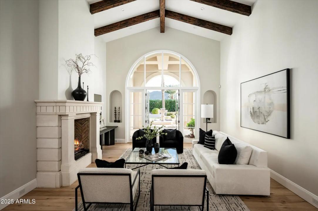 Real Estate Picture 22