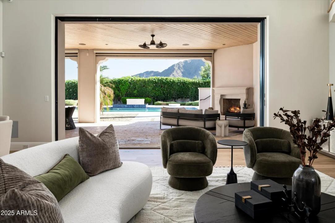 Real Estate Picture 14