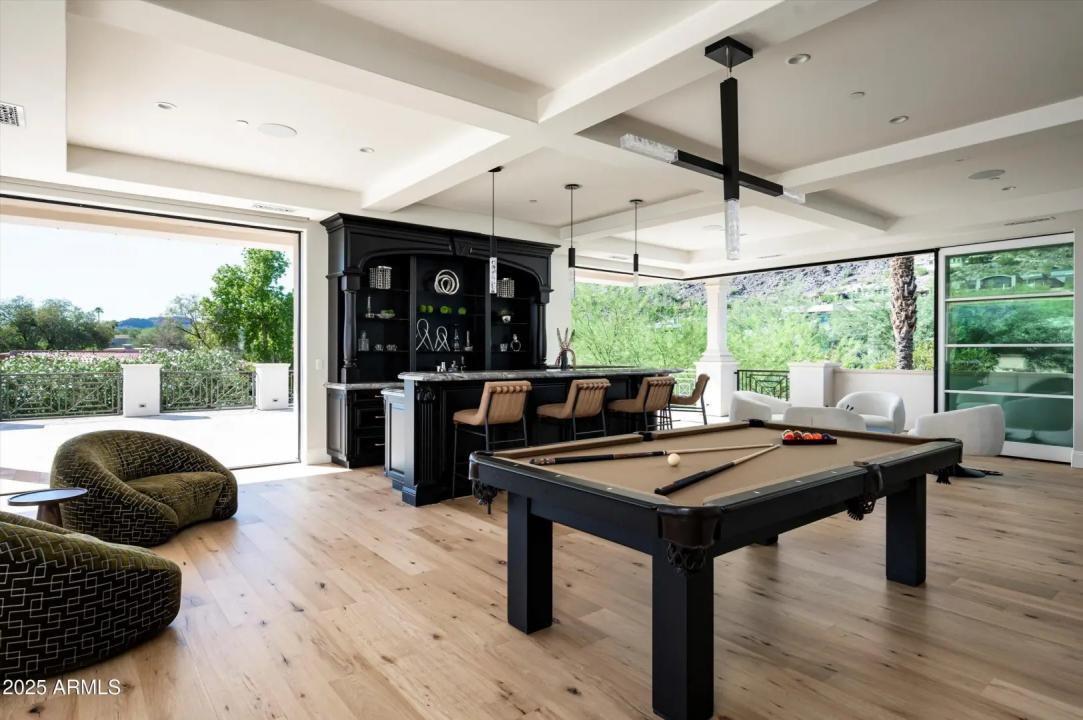 Real Estate Picture 30
