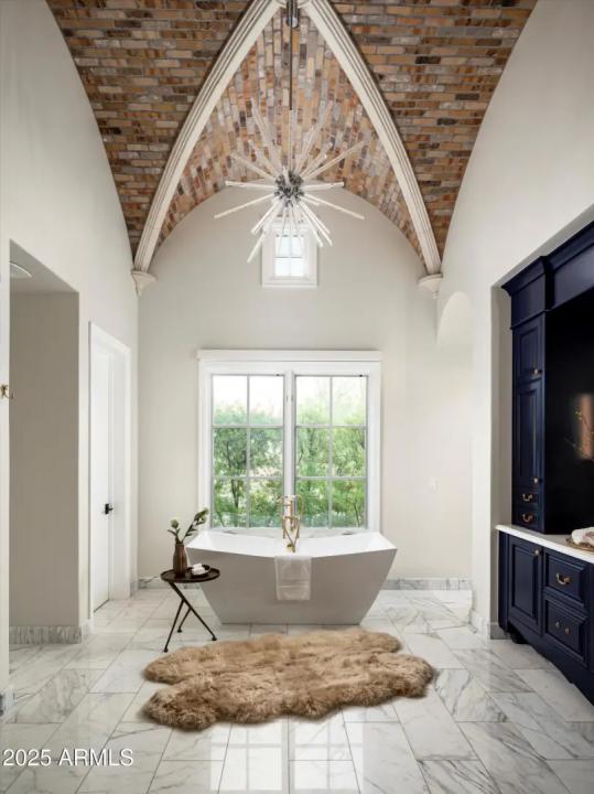 Real Estate Picture 40