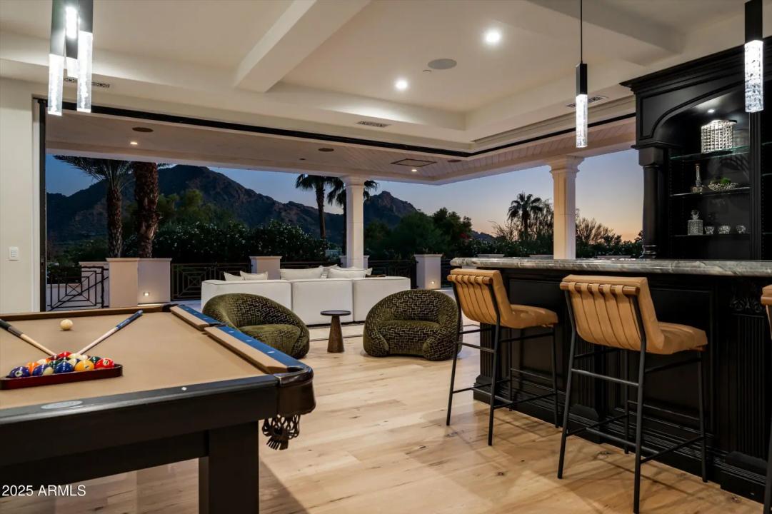 Real Estate Picture 25