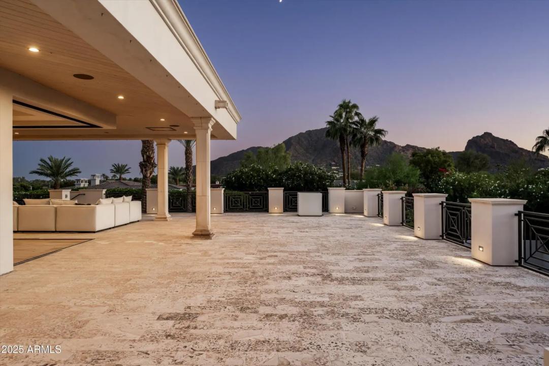 Real Estate Picture 33