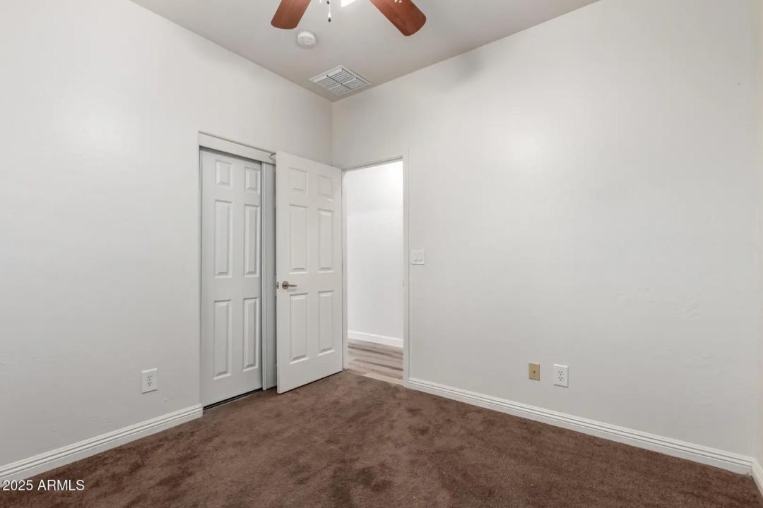 Real Estate Picture 22